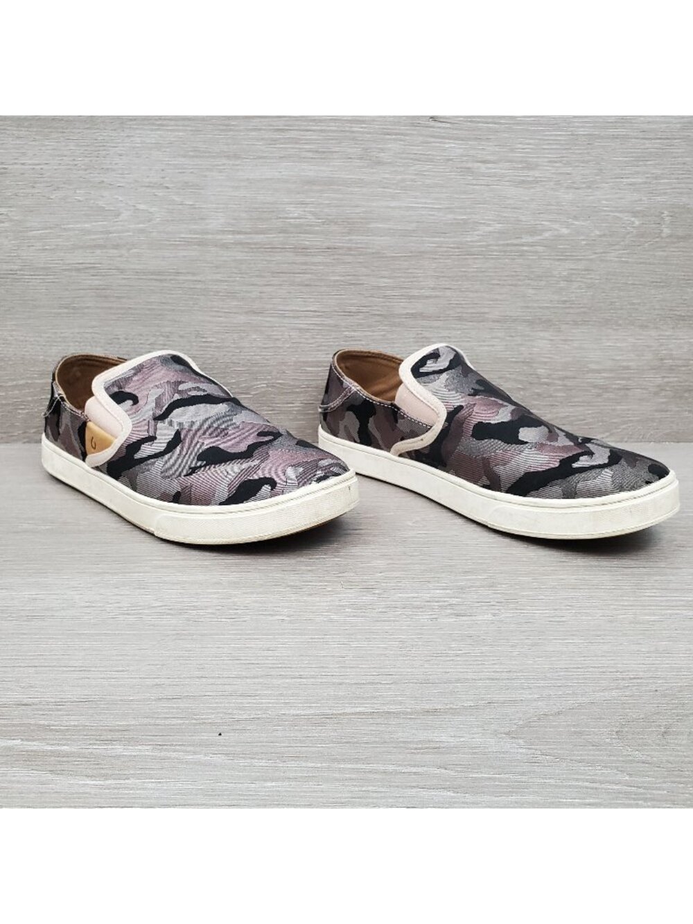 OluKai Pehuea Pa'i pink and gray camo loafers